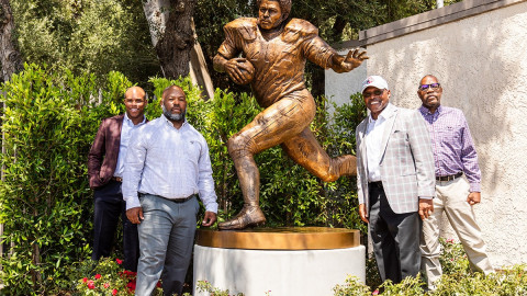 Archie Griffin statue